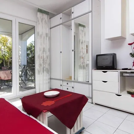 Fuer 2 Personen Ca 25 Qm In Valbandon, Istrien Istrische Riviera Lejlighed *